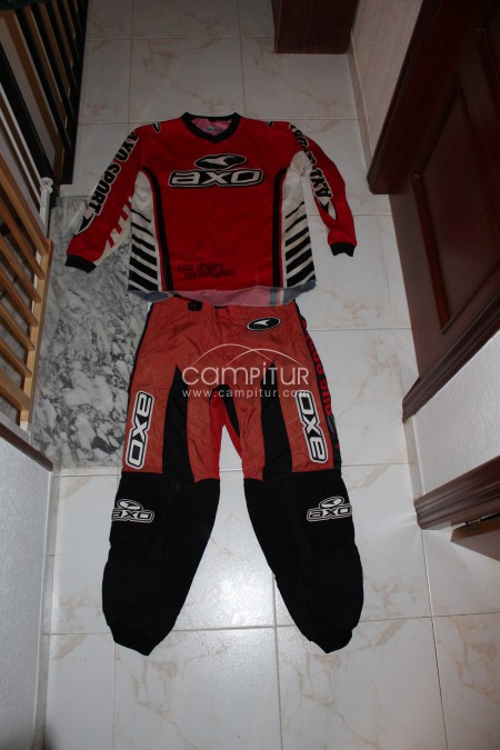 EQUIPACION AXO TRACK SPORT
