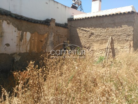 Foto 6 de BAJADA DE PRECIO!! COCHERA Y TERRENO EDIFICABLES