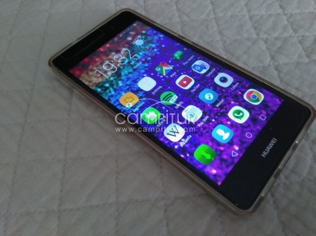 Se vende Huawei P8 Lite