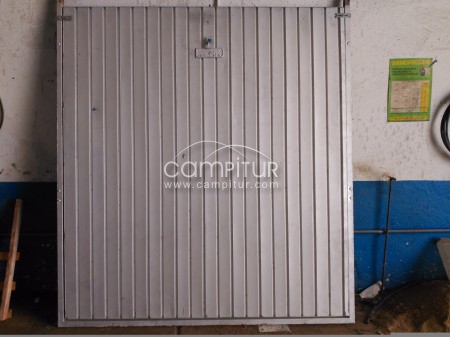VENDO PUERTA BASCULANTE DE MUELLES
