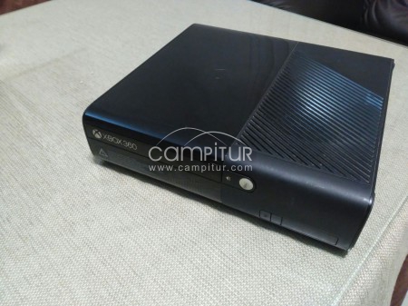 Xbox 360 500 GB + 3 juegos