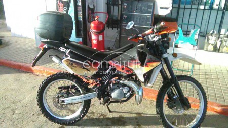 Se vende moto 