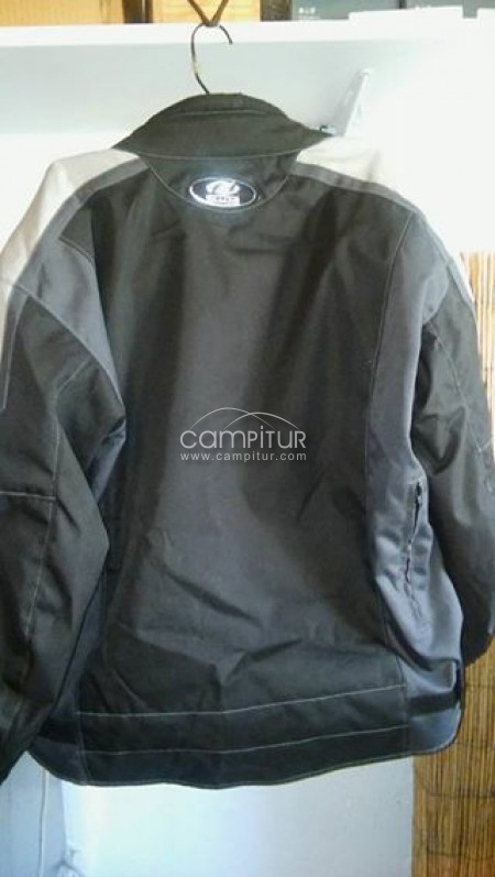 Foto 2 de Chaqueta para moto