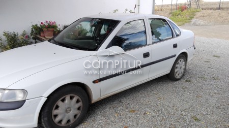 Foto 2 de SE VENDE OPEL VECTRA 1.8 16V GL 115 CV 5P