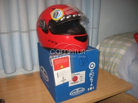 Casco de moto marca Vemar