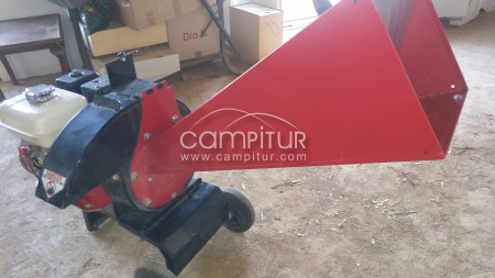 TRITURADORA DE RESTOS DE PODA HONDA BIO180