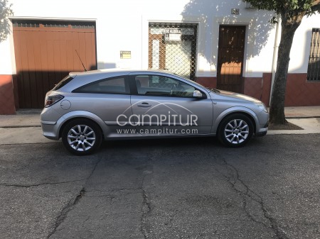 Foto 3 de Opel Astra GTC 1.7 CDTI