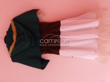 Se vende Disfraz de Mujer de  Robin Hood  + Capucha  Talla M/ L seminuevo