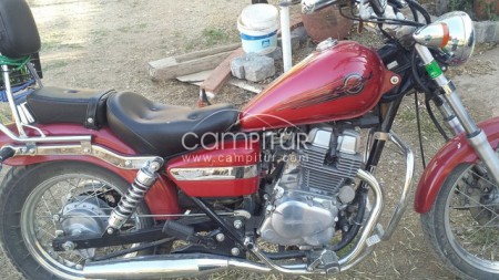 SE VENDE MOTO SEMINUEVA