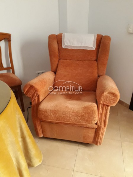 2 sillones reclinables con muy poco uso