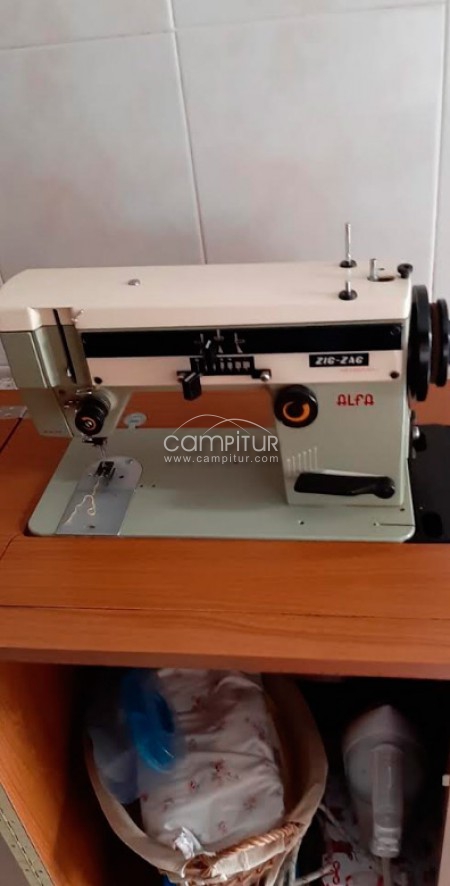 Máquina semi industrial Alfa con mueble incorporado