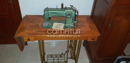 Ocasión.máquina de coser refrey