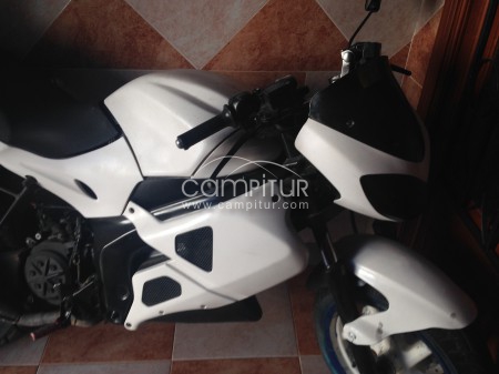 Se vende moto