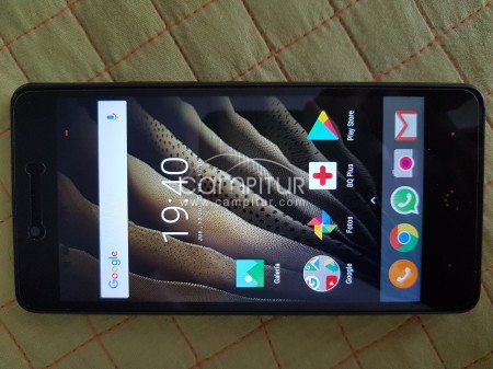 Se vende móvil como nuevo