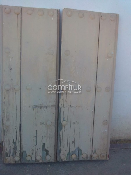 Foto 2 de Vendo puertas rústicas para ventanas