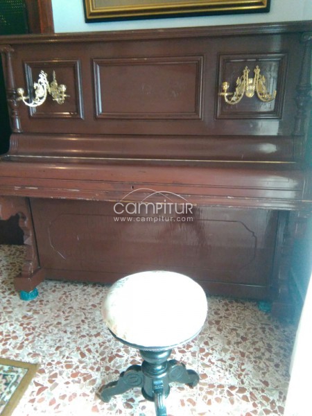 Gran oportunidad Piano de pared