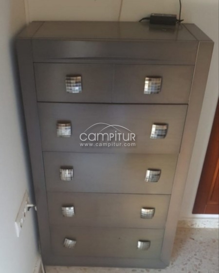 Foto 3 de SE VENDE HABITACIÓN DE MATRIMONIO