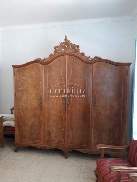 Foto 3 de PRECIOSO DORMITORIO DE MATRIMONIO ANTIGUO DEL SIGLO XIX 