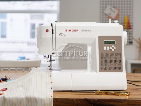 VENDO MAQUINA DE COSER 