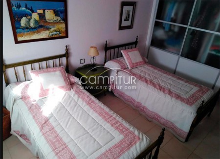 Se vende habitación completa