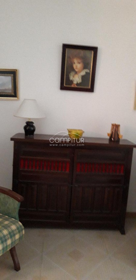 BONITO MUEBLE CASTELLANO