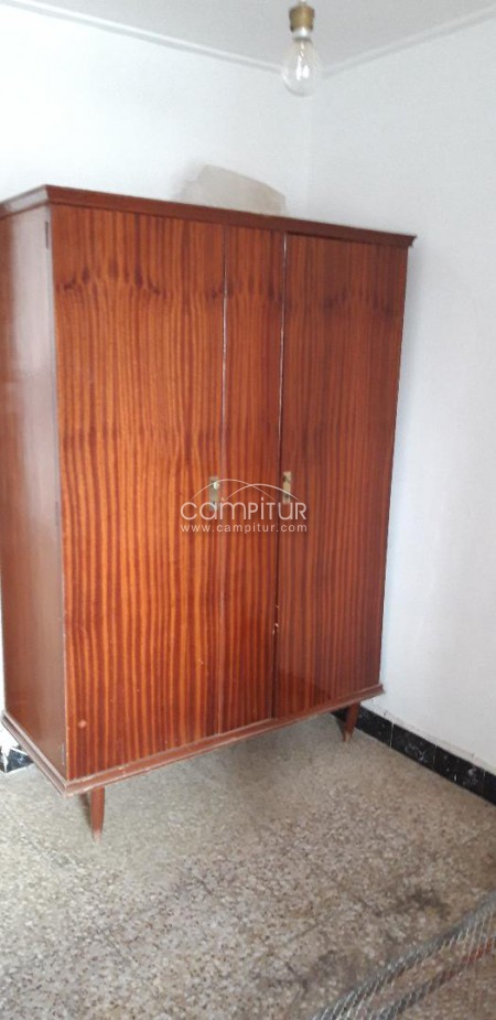 SE VENDEN ARMARIOS MUY BARATOS