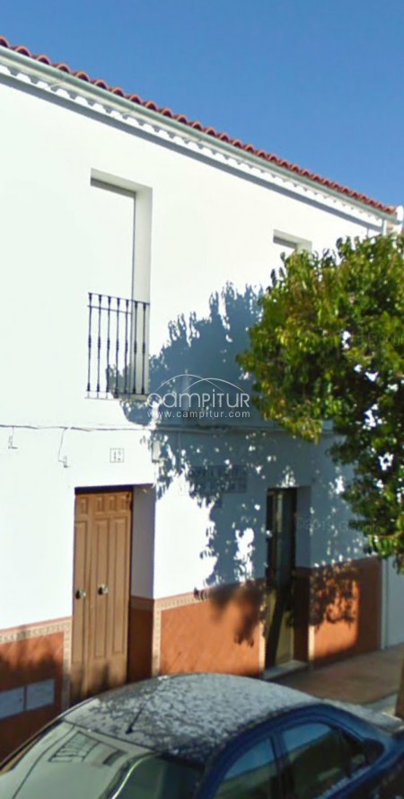 Venta o alquiler de casa-panadería dulcería