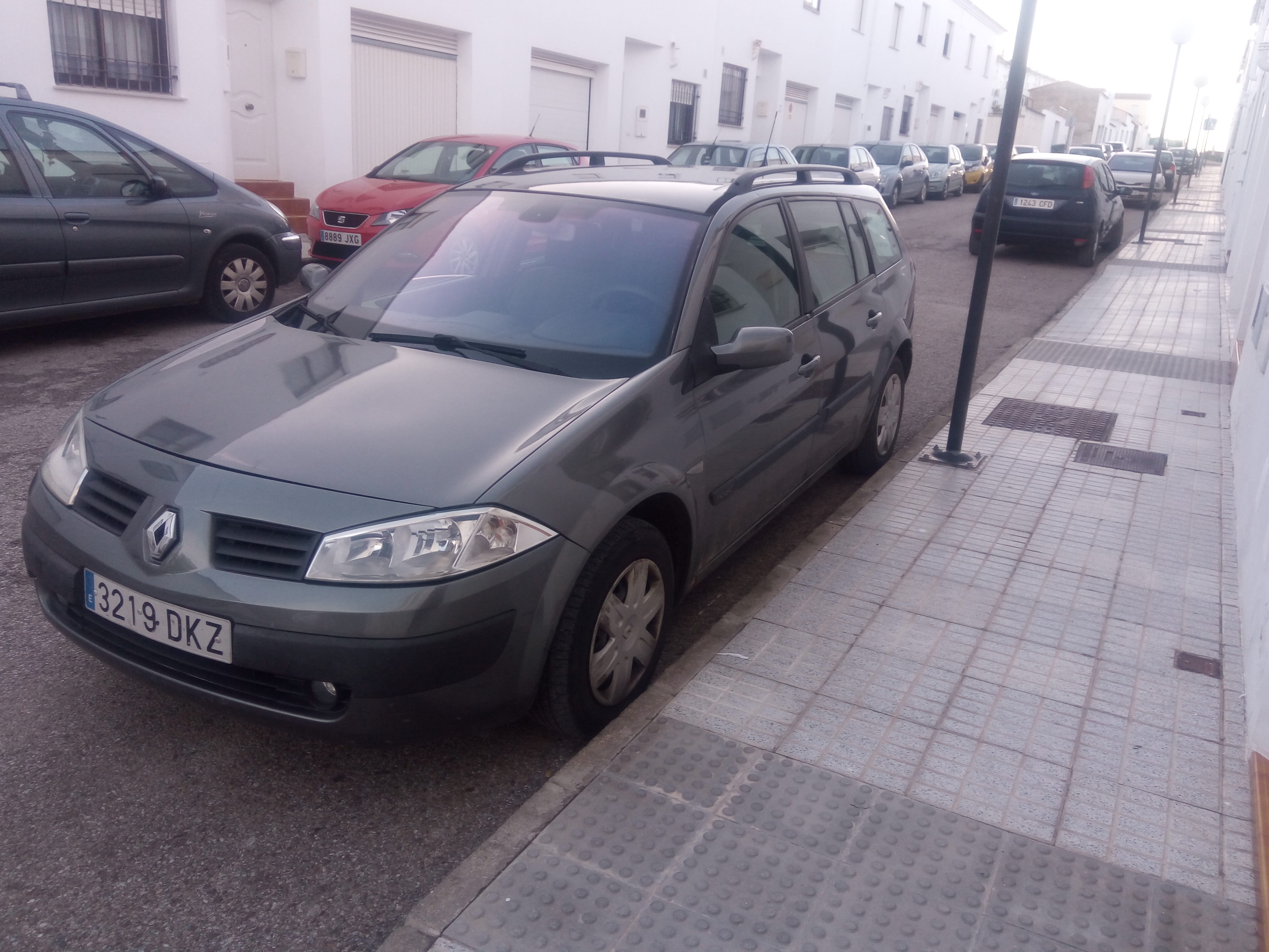Vendo Renault Megane Grand Tour 1.9 DCI 