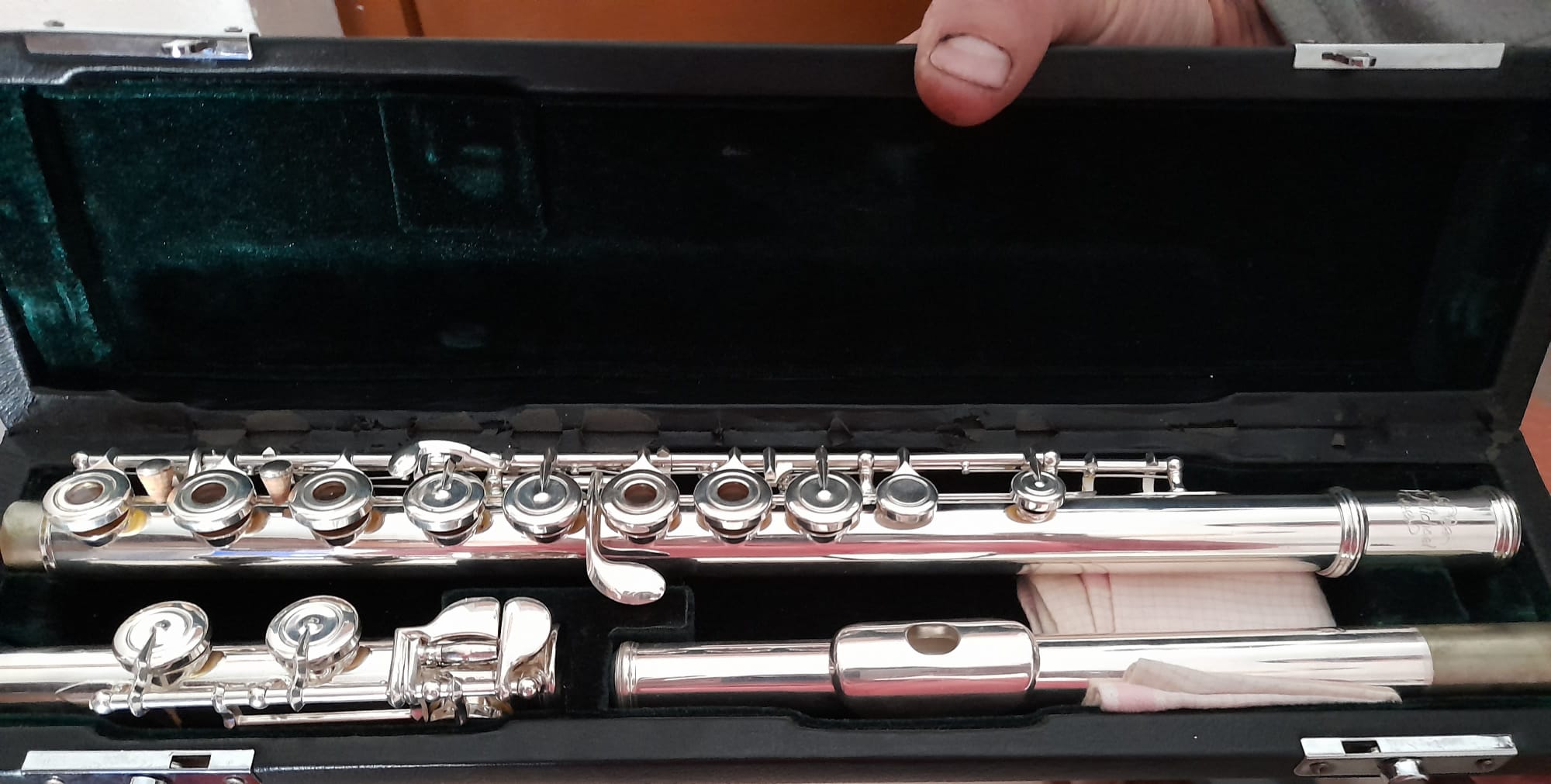 Se vende flauta travesera  J.Michael .