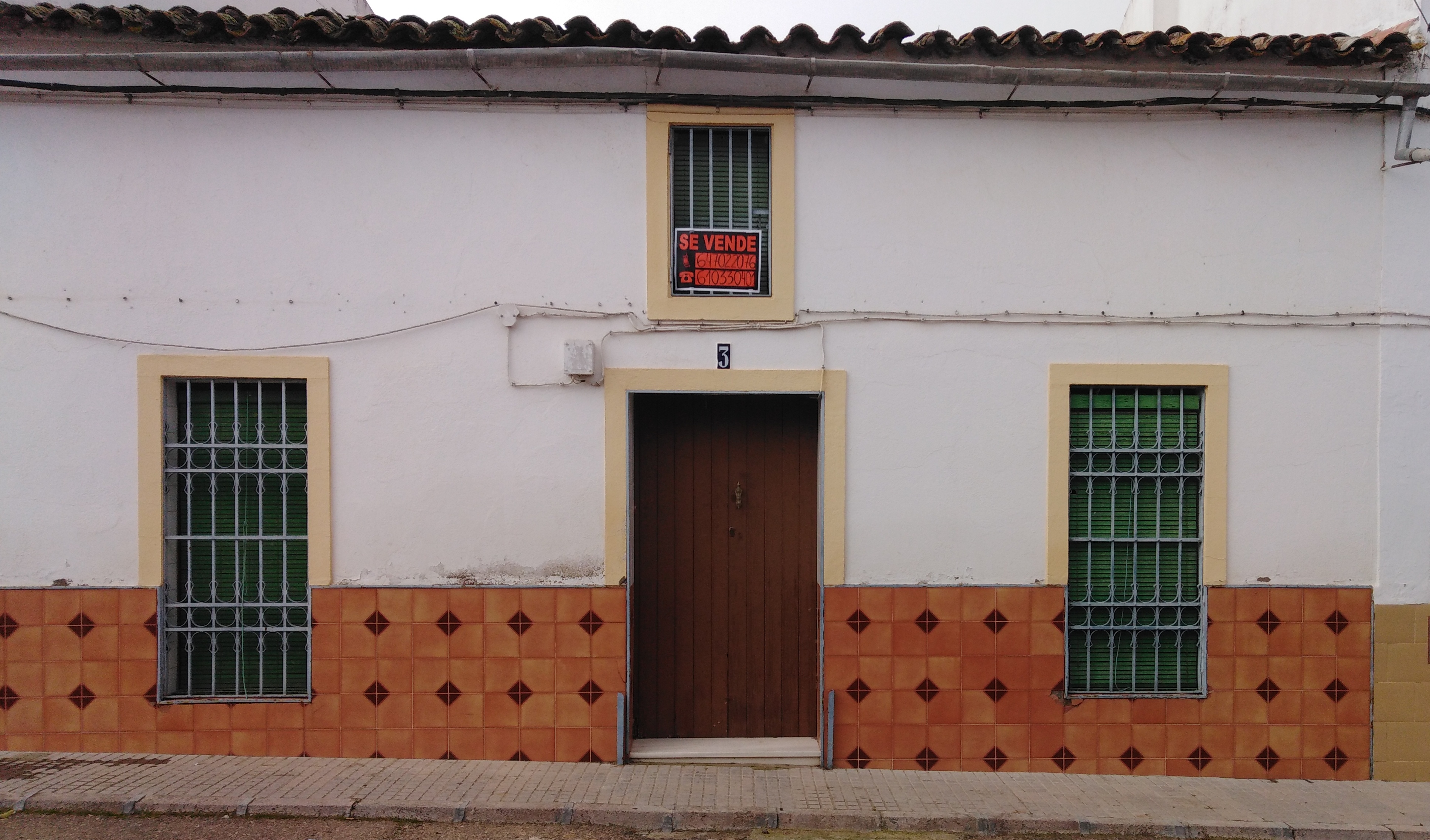 SE VENDE CASA EN VALVERDE DE LLERENA