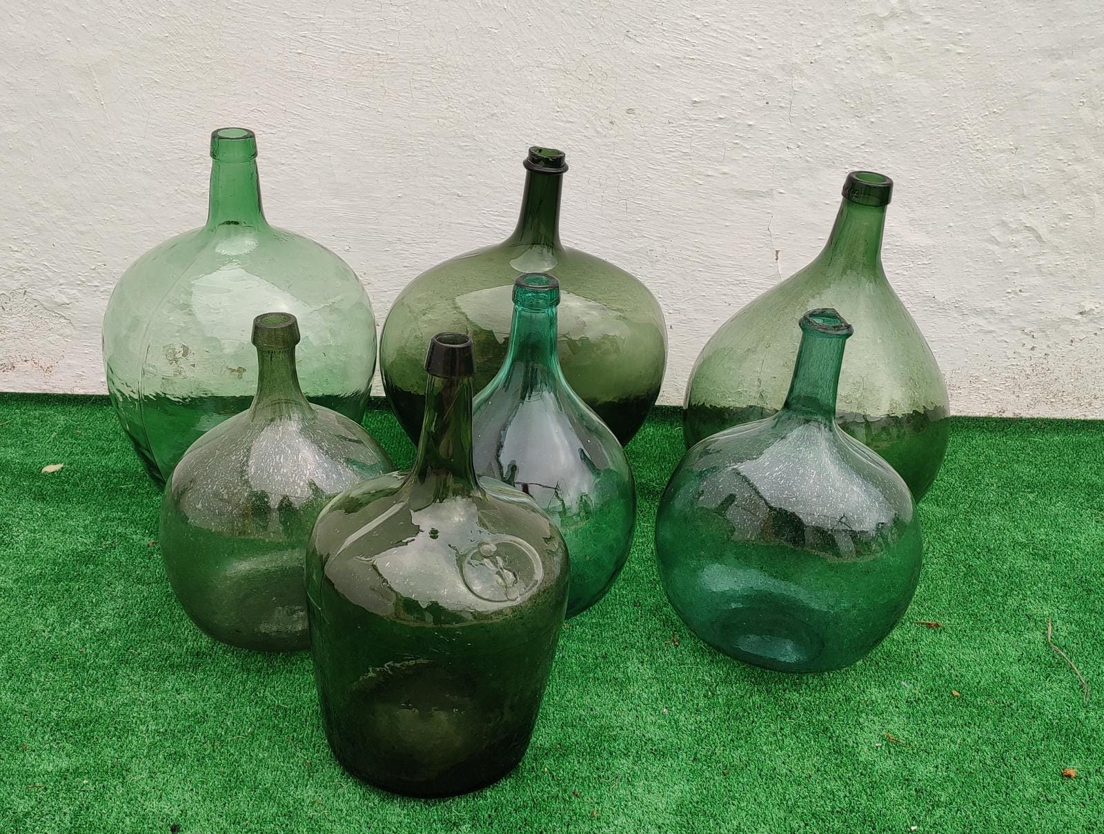 Cantaras de vino damajuanas