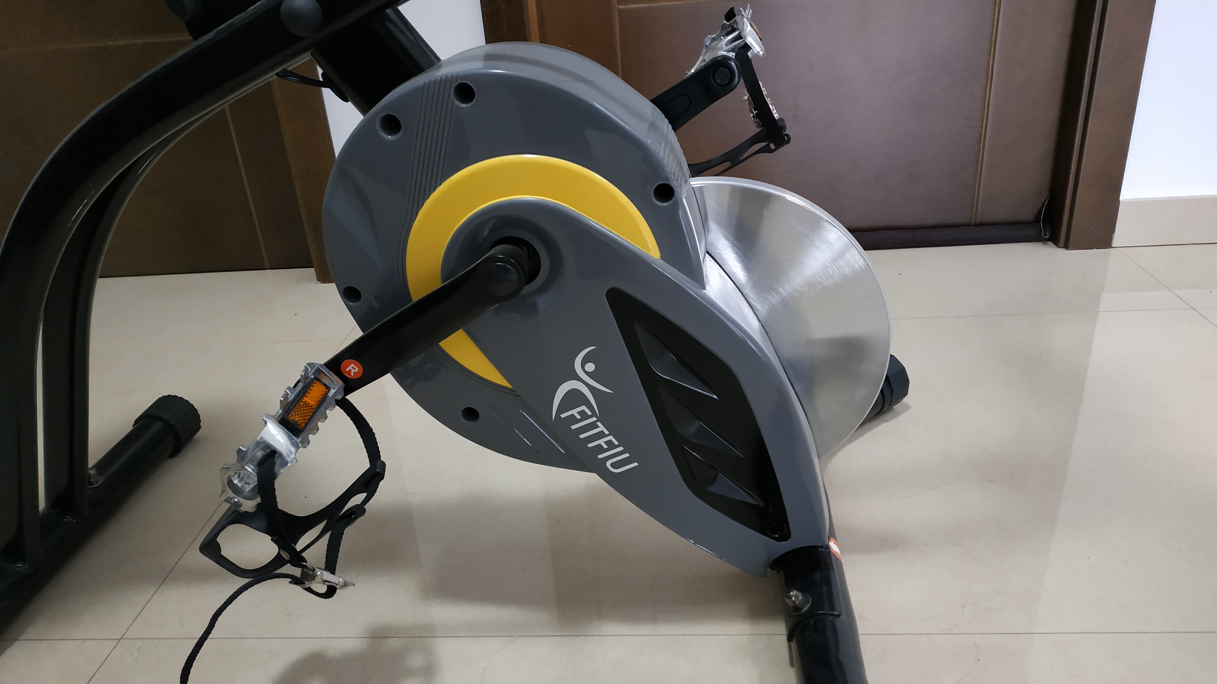 Foto 2 de Bicicleta Estatica Plegable  de spinning con disco 7 kg