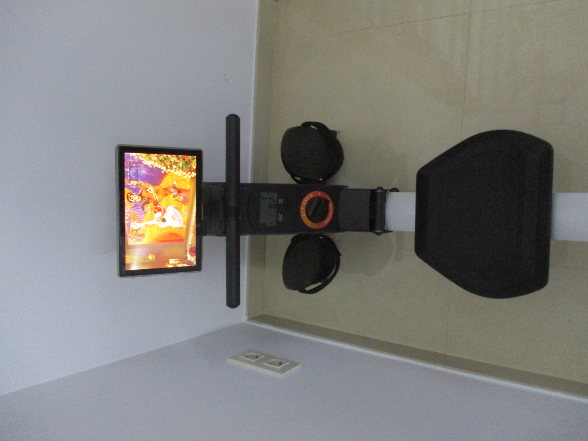 Foto 4 de Máquina de Remo (de resistencia magnética)