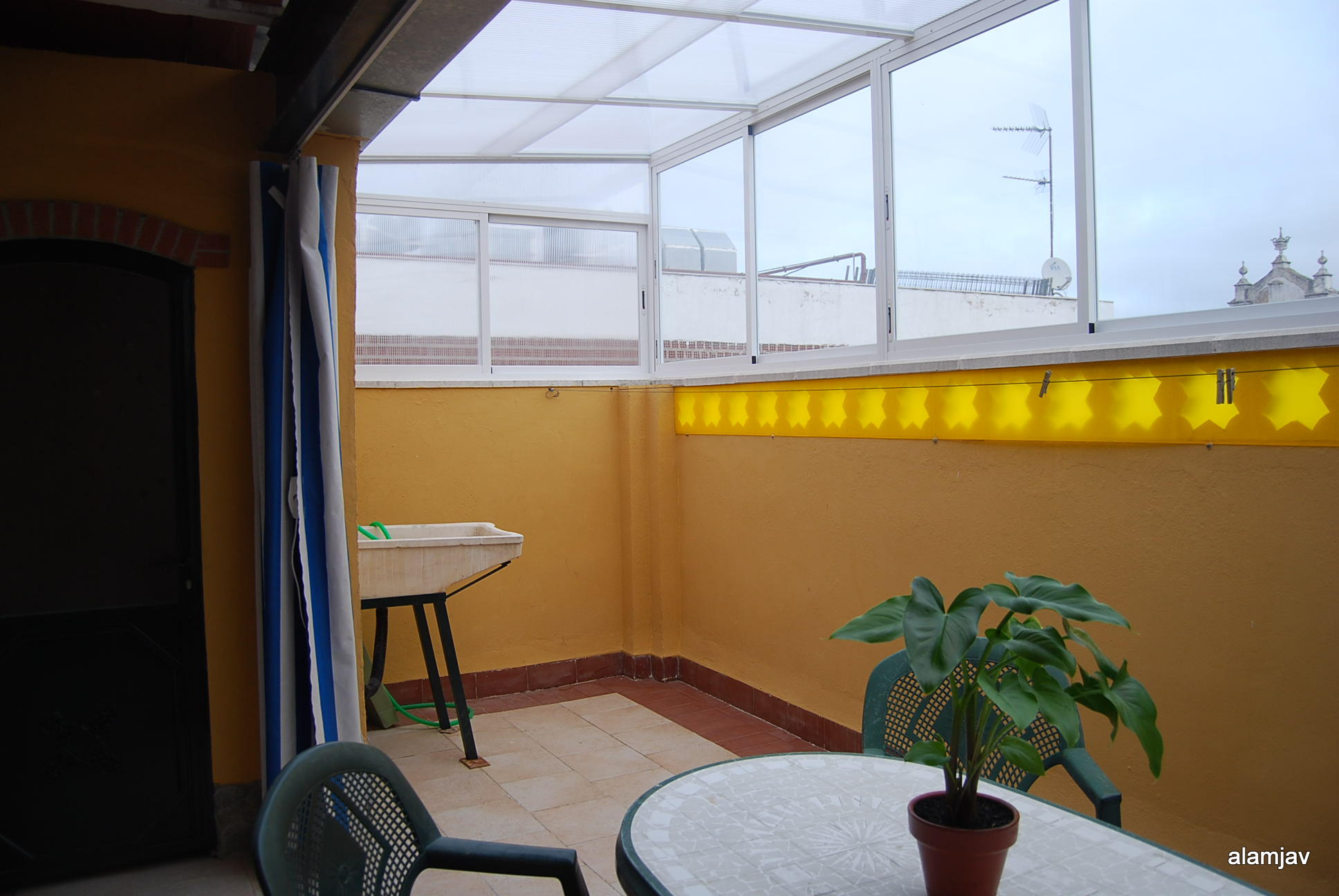 Foto 4 de SE ALQUILA PISO EN MUÑOZ TORRERO, 70
