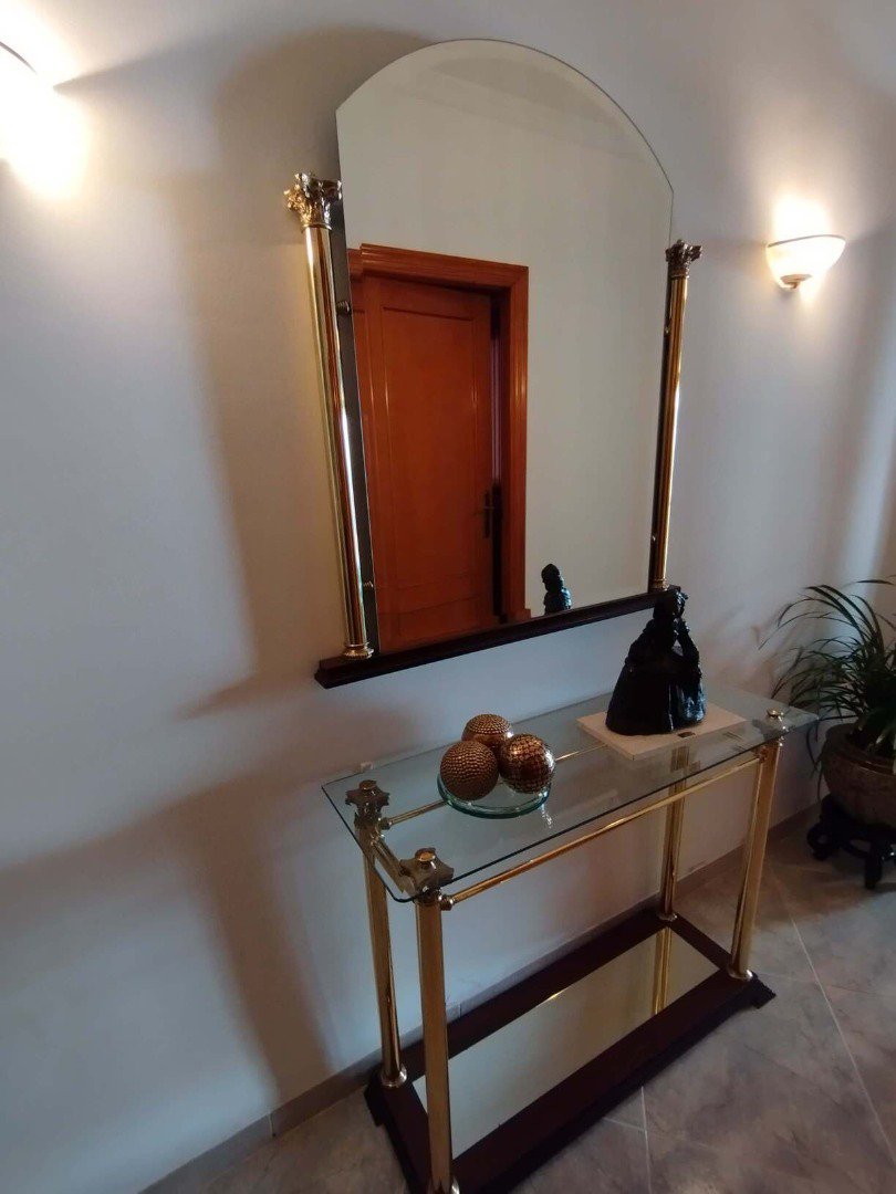 Mueble para entrada de casas (mueble más espejo)