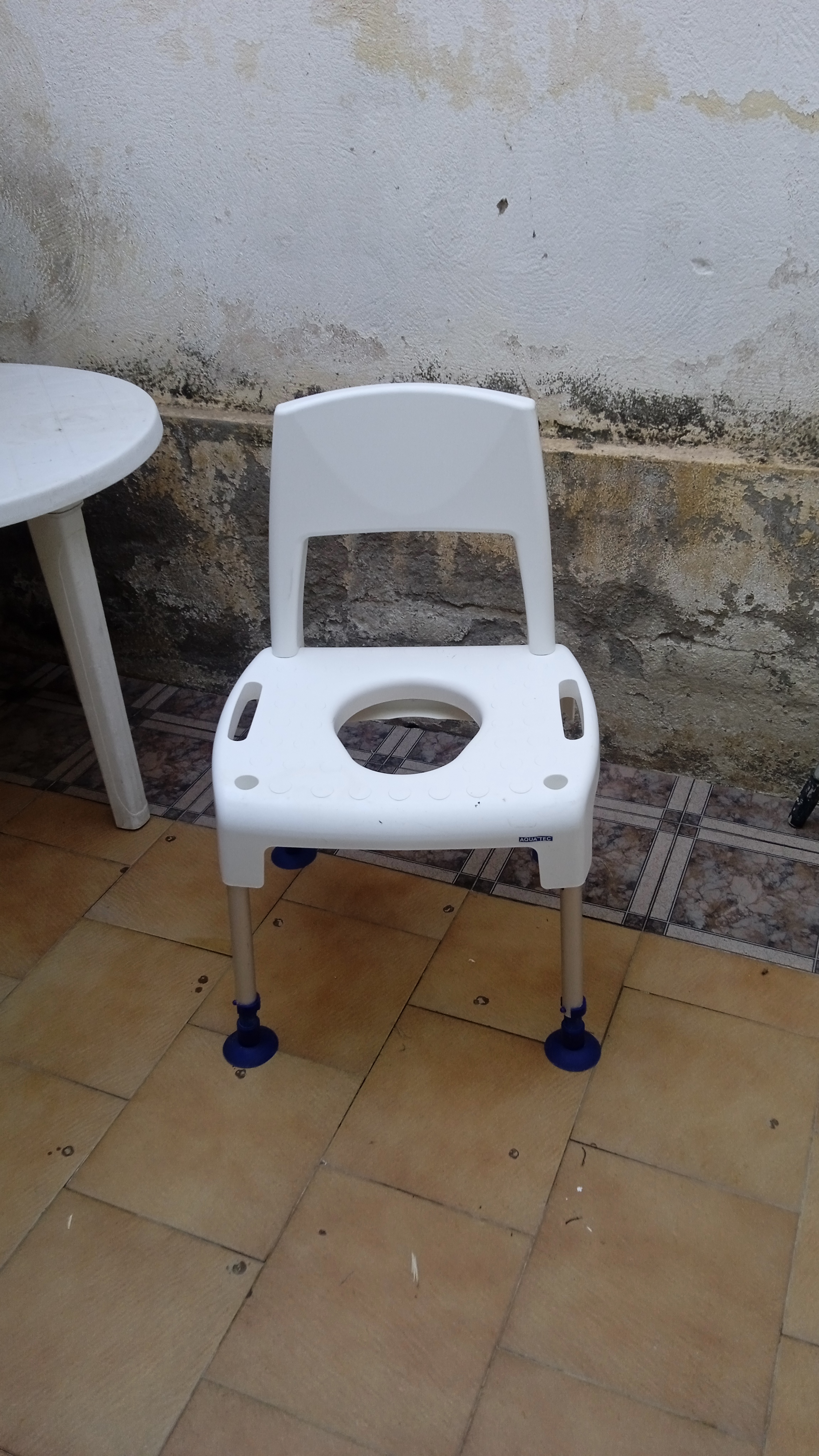 Silla para lavar a personas con dependencia 