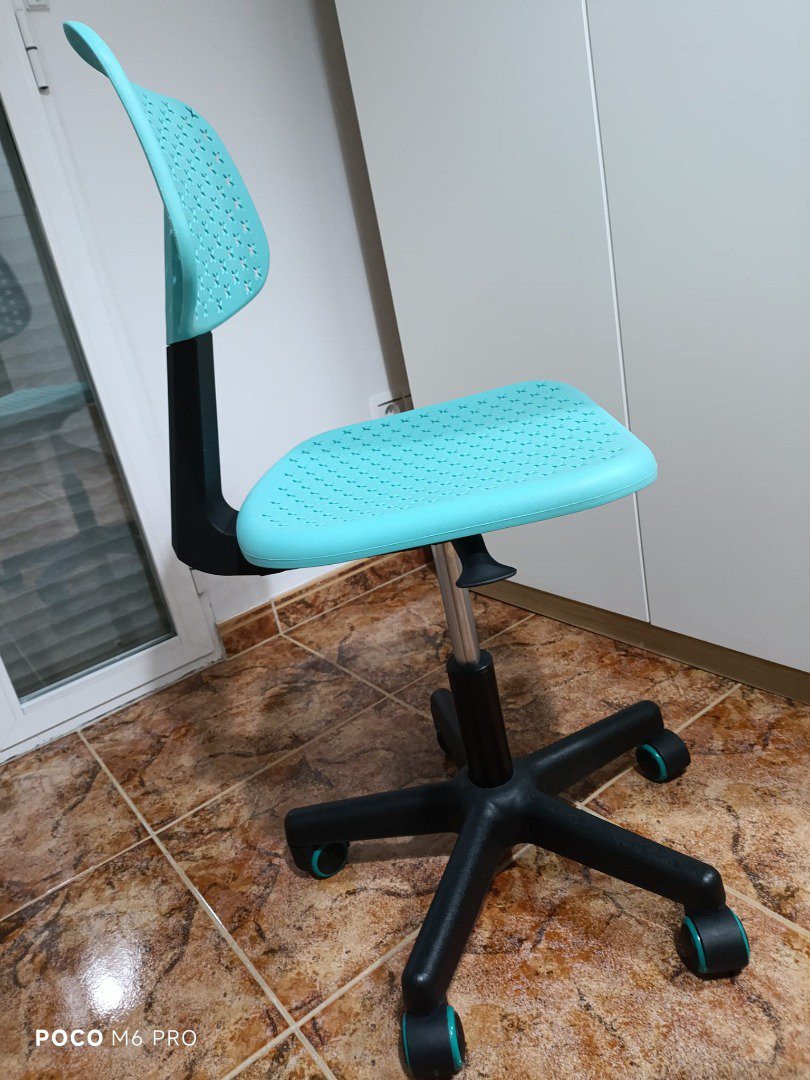 Silla de escritorio en perfecto estado – 20€