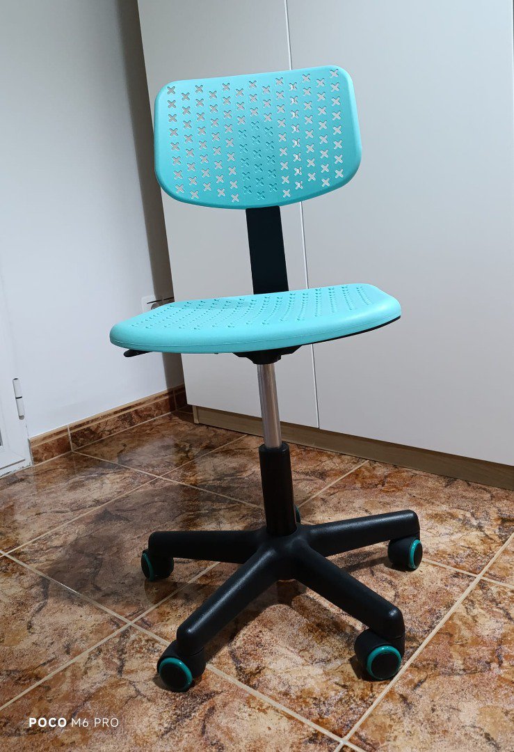 Foto 3 de Silla de escritorio en perfecto estado – 20€
