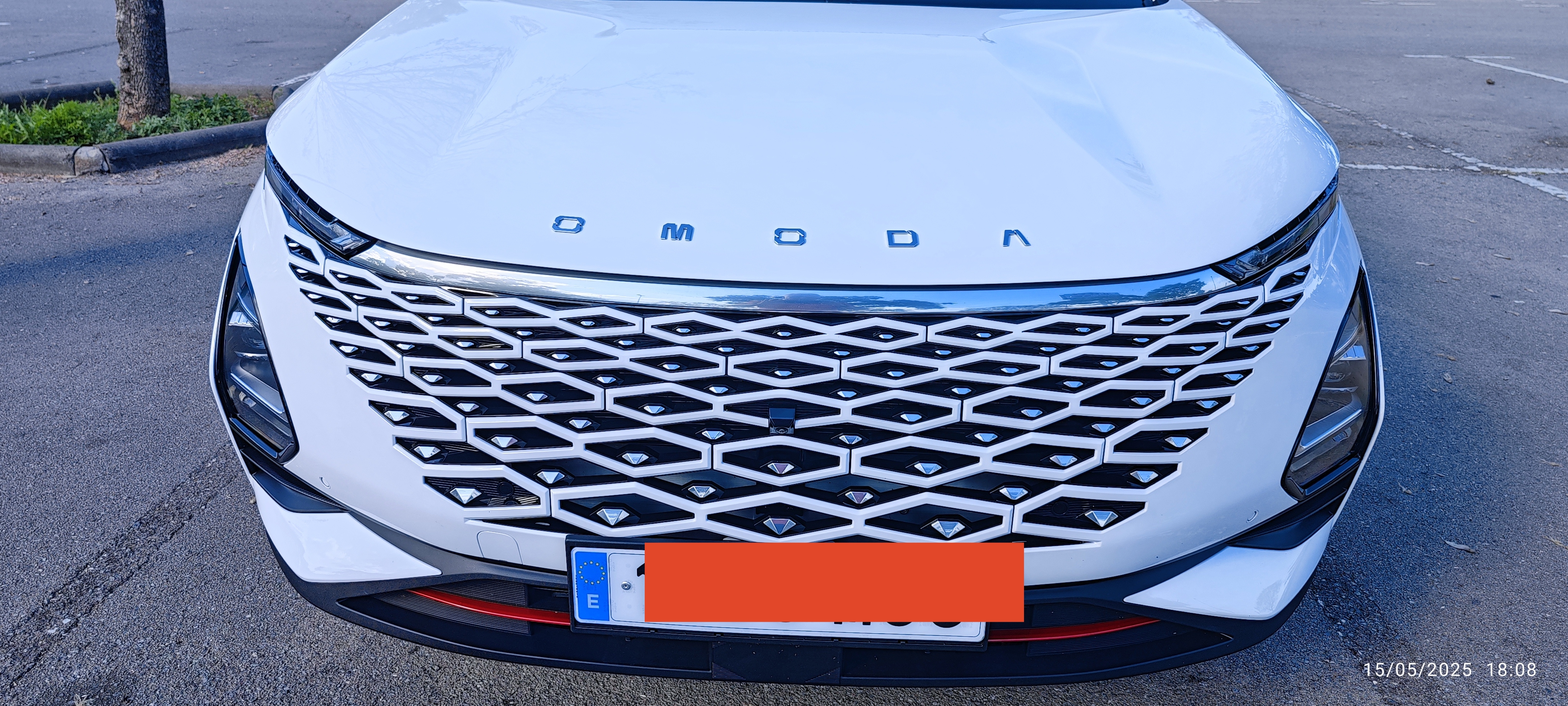 Vendo Omoda  de 185 CV Premiun con 9.000 km de Junio 2024