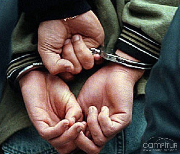Detenido un hombre en Belmez por amenazas con arma blanca en un local de Peñarroya 