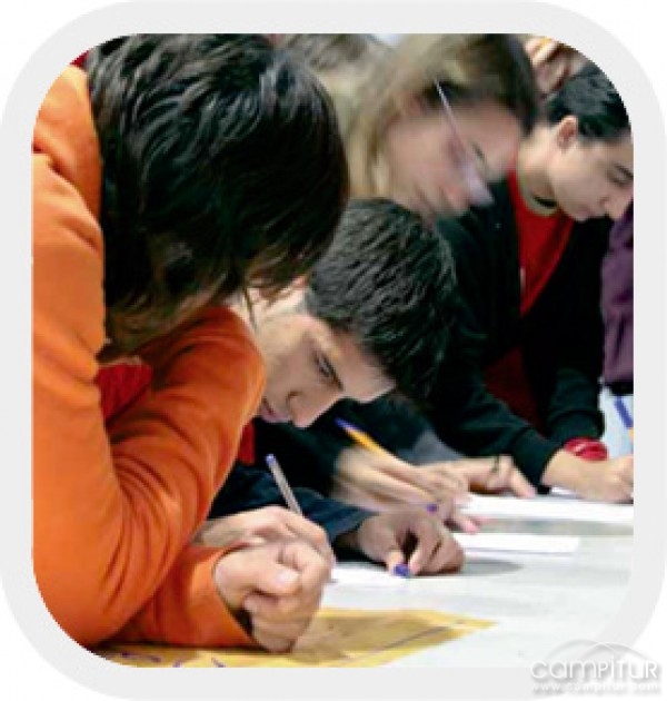 La Junta de Extremadura convoca las becas para el curso 2010-2011
