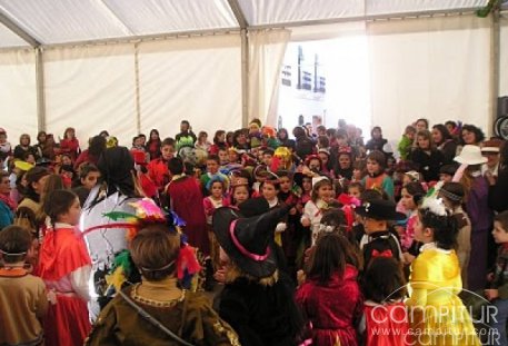 Cazalla ultima los preparativos para su Carnaval 2011