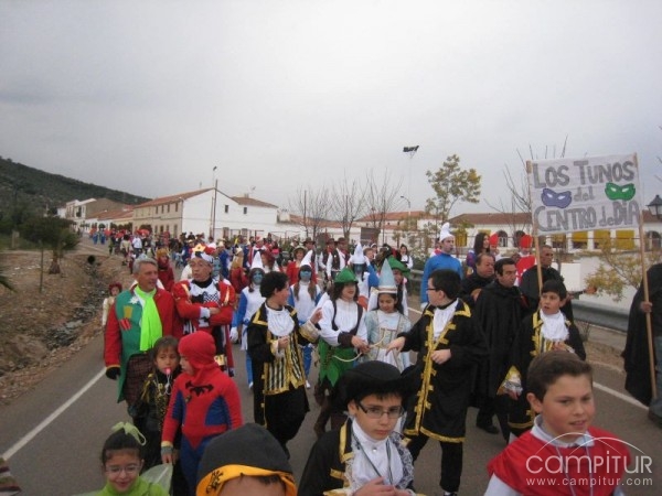Gran participación en el Carnaval 2011 de Peraleda del Zaucejo 