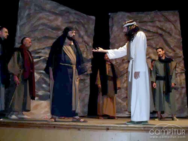 Lleno absoluto en la puesta en escena de la Pasión de Cristo 