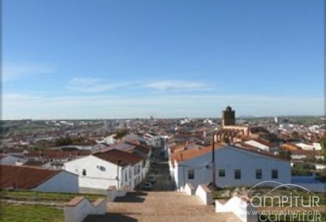 Un incendio en una vivienda de Azuaga provoca quemaduras de 2º grado a su propietaria 