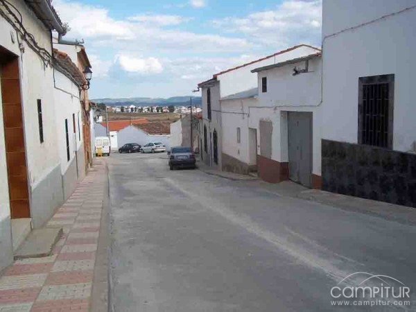Finalizadas las obras en las calles Pedroche y Alta de Peñarroya 