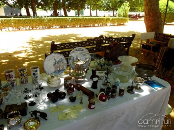 Guadalcanal celebra la III Edición del Mercadillo de Arte y Antigüedades 