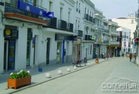 Abierta al tráfico la calle Muñoz Crespo en Azuaga 