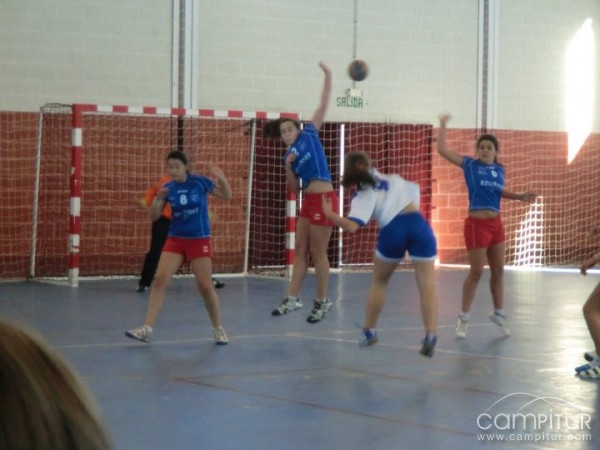 Resultados de los dos primeros encuentros en casa de las chicas de la AD Balonmano Granja 