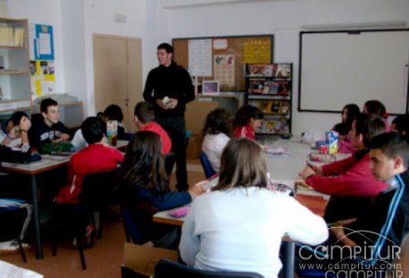 El Ceder colabora con alumnos de Berlanga en la creación la Cooperativa PROBUDER 